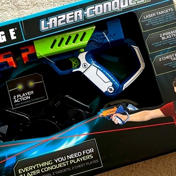 Brand New Sharper Image Laser Tag Dual Blaster Target Kit Chest Plate Action Toy - Picture 4 of 16